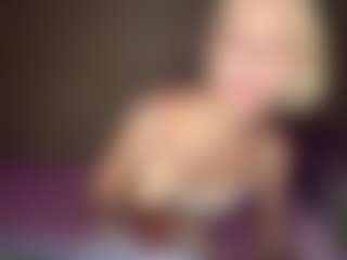 LaraKonzen's Live Sex Cam Show