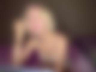 LaraKonzen's Live Sex Cam Show