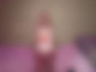 LaraKonzen's Live Sex Cam Show