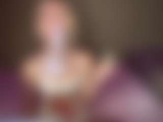 LaraKonzen's Live Sex Cam Show
