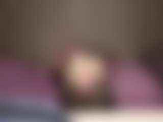 LaraKonzen's Live Sex Cam Show