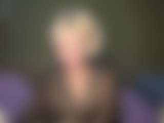LaraKonzen's Live Sex Cam Show