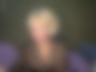LaraKonzen's Live Sex Cam Show