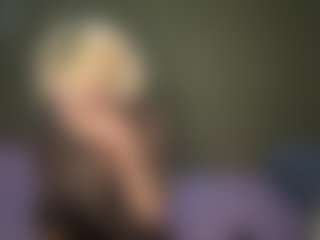 LaraKonzen's Live Sex Cam Show