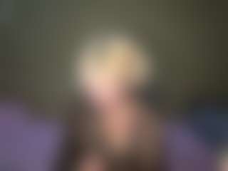 LaraKonzen's Live Sex Cam Show