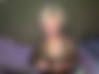 LaraKonzen's Live Sex Cam Show