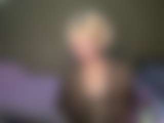 LaraKonzen's Live Sex Cam Show