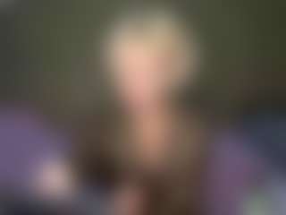 LaraKonzen's Live Sex Cam Show