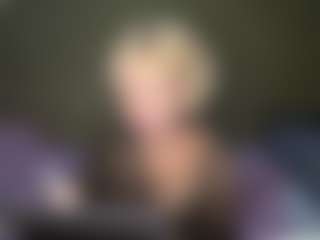 LaraKonzen's Live Sex Cam Show