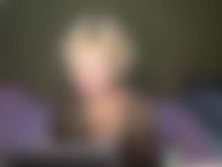LaraKonzen's Live Sex Cam Show