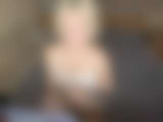 LaraKonzen's Live Sex Cam Show