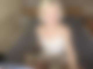 LaraKonzen's Live Sex Cam Show