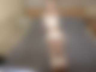 LaraKonzen's Live Sex Cam Show
