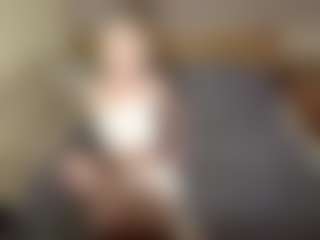 LaraKonzen's Live Sex Cam Show
