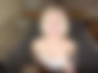 LaraKonzen's Live Sex Cam Show