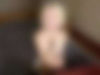 LaraKonzen's Live Sex Cam Show