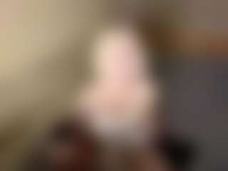 LaraKonzen's Live Sex Cam Show