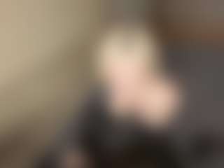 LaraKonzen's Live Sex Cam Show