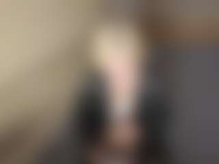 LaraKonzen's Live Sex Cam Show