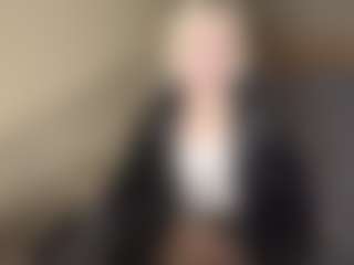 LaraKonzen's Live Sex Cam Show
