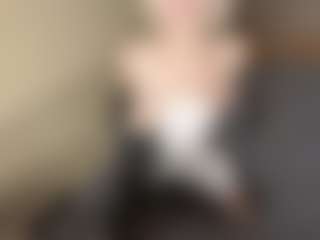 LaraKonzen's Live Sex Cam Show