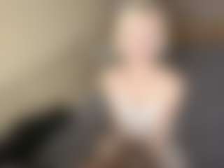 LaraKonzen's Live Sex Cam Show