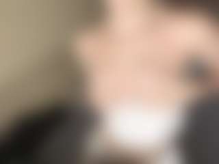 LaraKonzen's Live Sex Cam Show