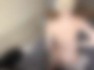 LaraKonzen's Live Sex Cam Show