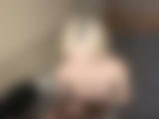 LaraKonzen's Live Sex Cam Show