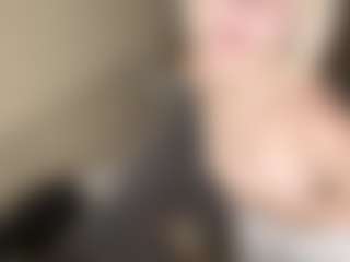 LaraKonzen's Live Sex Cam Show