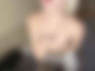 LaraKonzen's Live Sex Cam Show