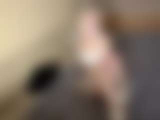LaraKonzen's Live Sex Cam Show
