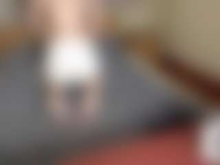 Live cam show with LaraKonzen - Pornstar Petite on Camsoda