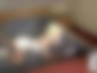 LaraKonzen's Live Sex Cam Show