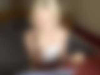 LaraKonzen's Live Sex Cam Show