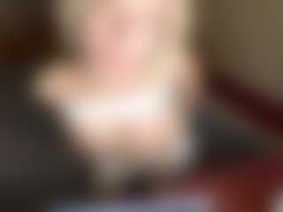LaraKonzen's Live Sex Cam Show