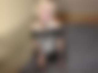 LaraKonzen's Live Sex Cam Show