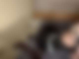 LaraKonzen's Live Sex Cam Show