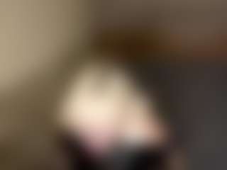 LaraKonzen's Live Sex Cam Show