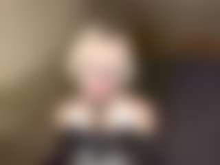 LaraKonzen's Live Sex Cam Show