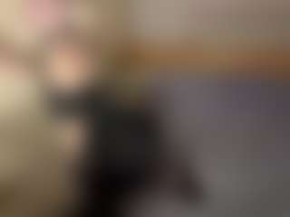 LaraKonzen's Live Sex Cam Show