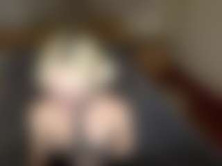 LaraKonzen's Live Sex Cam Show