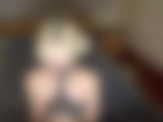 LaraKonzen's Live Sex Cam Show