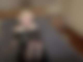 LaraKonzen's Live Sex Cam Show