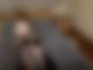 LaraKonzen's Live Sex Cam Show