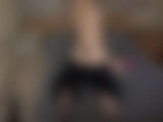 LaraKonzen's Live Sex Cam Show