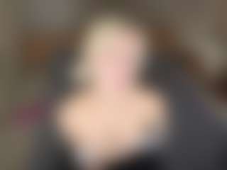 LaraKonzen's Live Sex Cam Show