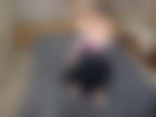 LaraKonzen's Live Sex Cam Show