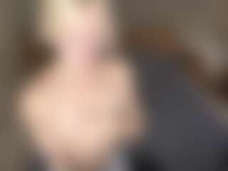LaraKonzen's Live Sex Cam Show
