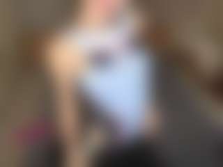 LaraKonzen's Live Sex Cam Show